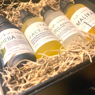 The 2s Holiday Gift Set